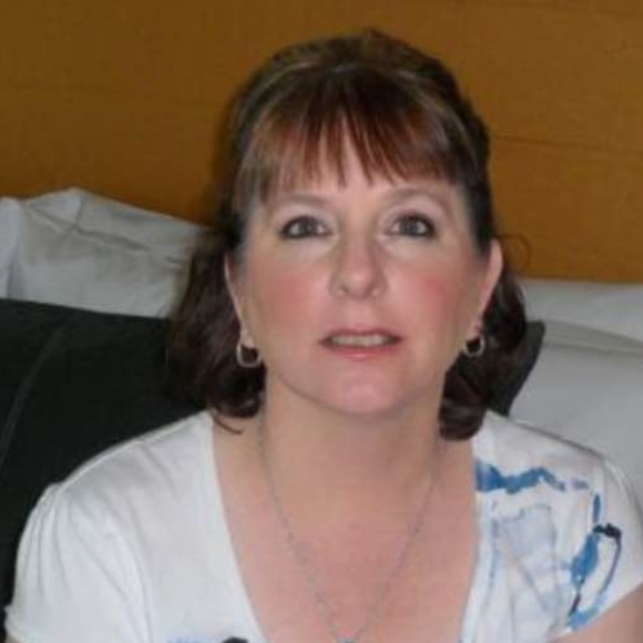 Meet your Posher, Denise - Picture 1 of 1